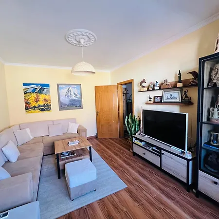 Cozy Apartmán Tirana